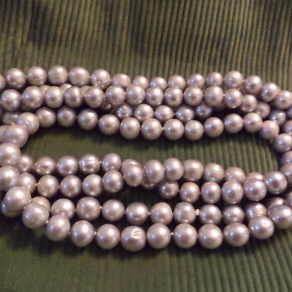 Faux Pearl Necklace - @29” Length - Silvery Grey - Beautiful - Picture 3 of 4